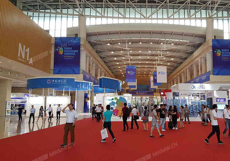 佛山市德銳家具有限公司參展廣州國際家具博覽會(huì)1